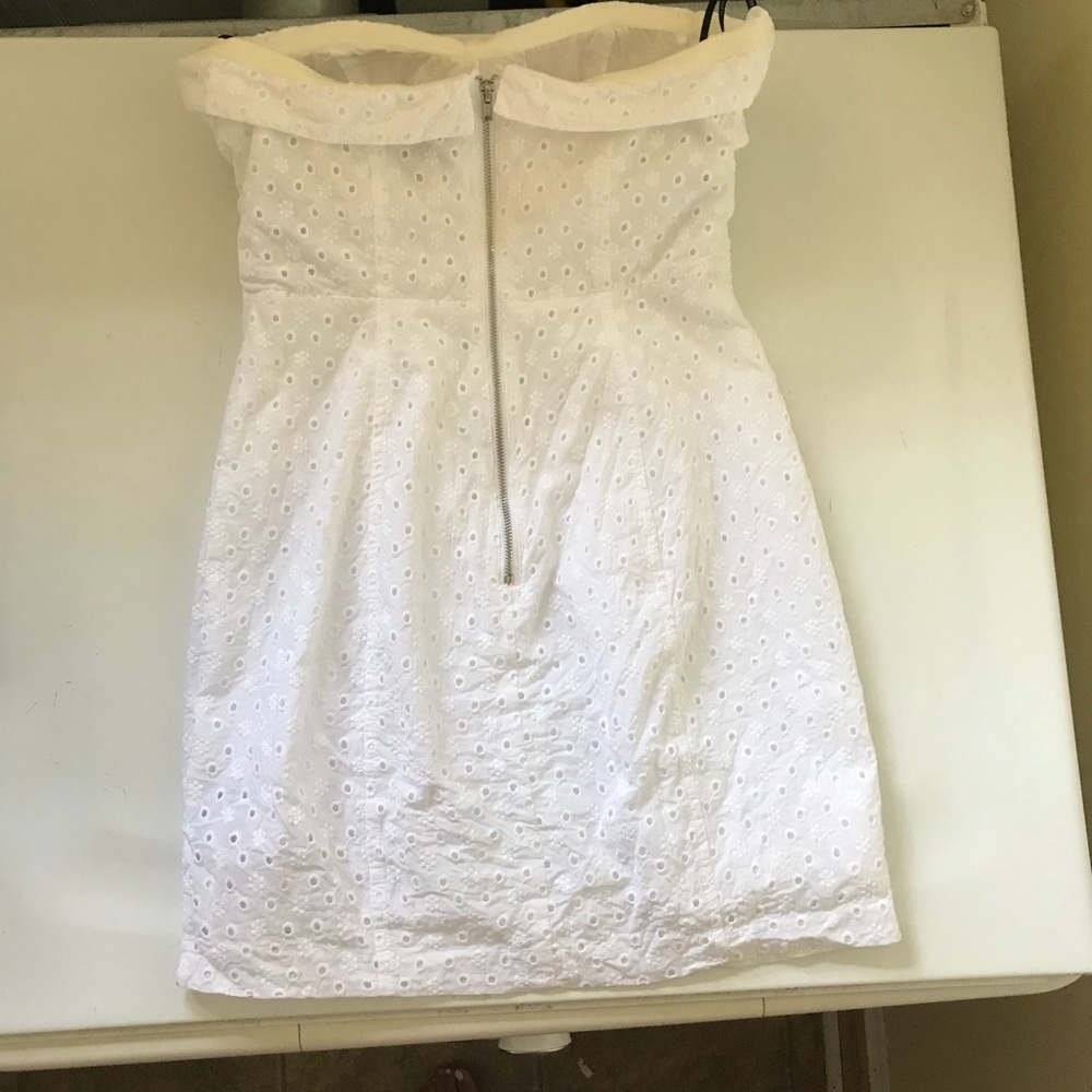 Forever 21 Lace Eyelet Dress - Picture 4 of 7